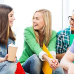 Menciptakan Kedekatan Lewat Komunikasi yang Ramah dan Konsisten